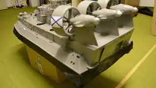 Overview of the Zubr Class - RC hovercraft model