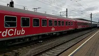 Smartrail 111 216 mit einem SLP von Linz Hbf nach Summerau bei der Abfahrt in Linz.