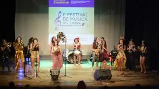 Terr&iacute;vel Fervendo - Damas de Ferro