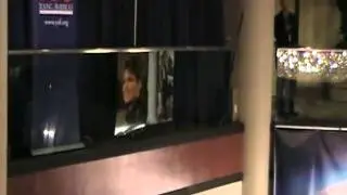 Sarah Palin and Ronald Reagan pictures prominently displayed in main entrance to CPAC 2011