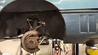 Jim's 1985 Chevrolet Corvette - Brakes, shocks, bumper cover & fuel tank removal
