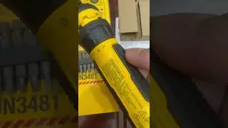 V&iacute;t Dewalt DWHT66719 new 8v tặng 12 mũi điều tốc 0903397180