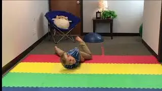 How to support the Spinal Galant primitive reflex - Worm crawl
