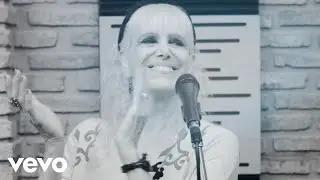 Valeria Lynch - Arrancacorazones (Official Video)