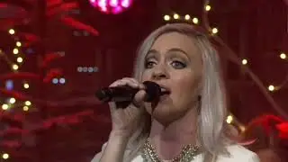 The King Has Come - Philippa Hanna - Live with Paul Baloche - Lyrics (720p).mp4