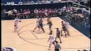 Rick Majerus - Utah - Motion Offense vs UNC Charlotte (1996-97)