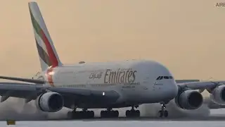 The A380 kings of 🇦🇪UAE on short final back to back ! 