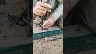Best Way To Remove Nails From Old Wood 🪵