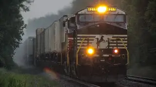 NS 22H HAULS through Byrkit Avenue at MP 431 with epic hornshow!