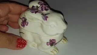 GENUINE BONE CHINA RABBIT 🐇 🐰 JAPAN 🌞 TRINKET CONTAINER ANTIQUE ? 🌞 👍 👌 😃