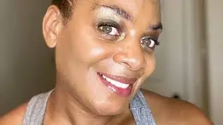 Mary Kay Summer Smokey Look