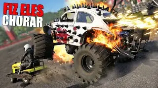 Carros Pequenos vs Monster Trucks no 