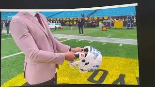 Coach-to-Player Football Communication Sample from a Competitor