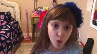 Zo&euml; lip sync Kelly clarkson&rsquo;s &ldquo;love so soft&rdquo;