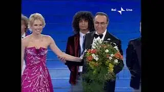 Pippo Baudo presenta Andrea Osvart a Sanremo 2008