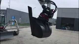 Takeuchi TB2150 z głowicą wychylno obrotową HOLP RotoX