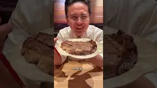 厨师长晚上下班了，一个人偷偷吃点边角料做个晚餐