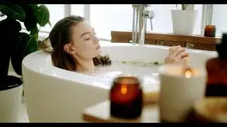 Transform Your Bathroom into a Spa with Scented Candles 🕯️🛁