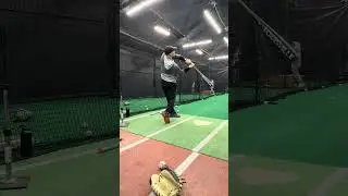 Load like this and be able to adjust to anything. #baseballszn #mlb #hittheball #baseballdrills