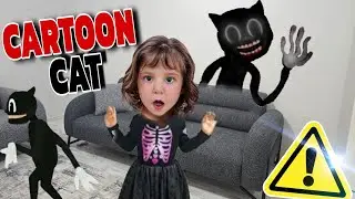 CAT EVİME GELDİ MİLA HAKAN !! ŞEKERLERİ KİM KAÇIRDI!!