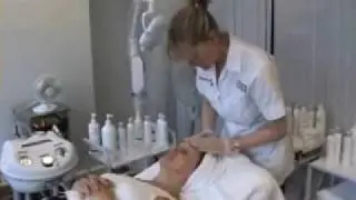 Chemical Skin Peel - Demonstration