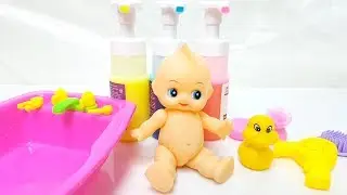 Learn Colors Baby Doll Body Paint Color Foam Bubble Bath Time