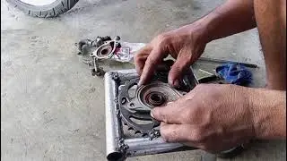 Mengganti seal pompa radiator Vario 125