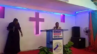 When praise speaks louder than prayers