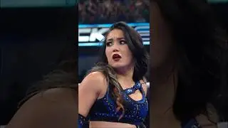 Roxanne Perez gets left all alone
