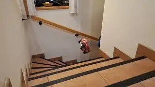 Tűzolt&oacute; aut&oacute; zuhan&aacute;s