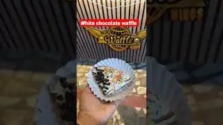 white chocolate waffle 🤩 #shorts #youtubeshorts #viral #shortsvideo #dessert