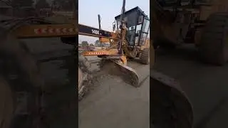 Awesome work Awesome motor grader operator #heavyequipment #catequipment #motorgrader #grader