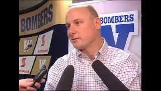 CTV Sports Internship - Buck Pierce signs in Winnipeg
