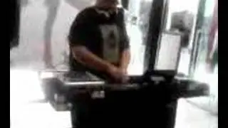 DJ D-Lish spinnin' @ Bebe Sport