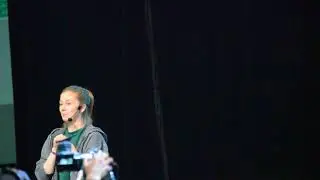 Simone Giertz en talent land 2018 guadalajara jalisco
