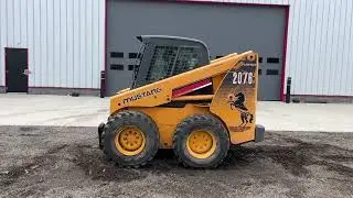 Mustang 2076 Skid Loader