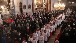 300 Jahre Piaristenpfarre Maria Treu: Festmesse Einzug