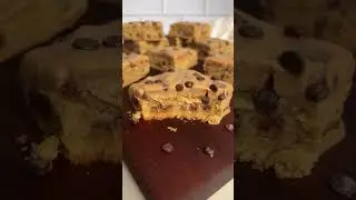 Cookie Dough Frosted Pop Tart Cookie Bars #healthyfamily #recipe #healthyfam #easyrecipe #healthy