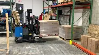 Seegrid Lift RS1 AMR: Precision Lane Staging to End Cap Placement