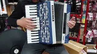 Test akordeonu Weltmeister Cordal 80 bas&oacute;w
