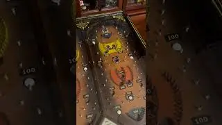 Prewar 1932-34 Silver King Twins pinball machine. 