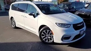 2023 Chrysler Pacifica Plug-In Hybrid Pinnacle Santa Rosa  Rohnert Park  Petaluma  Sebastopol  Winds