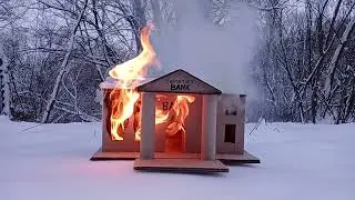 Fire in the building of the Cardboard Bank