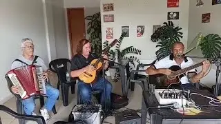 Mirai  Sanfoneiro , Tião da Banda New Sound e Aguinaldo  música Aurora do Mundo (Belmonte e Amarai )