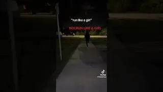 run like a girl... #girls #shorts #M&auml;nner