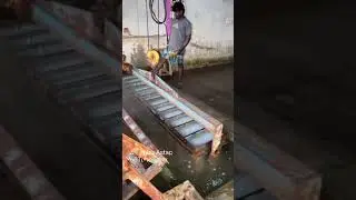 #IceFactory #Ice #Icemaking #small industry's #Selfstandinglife #Human work #Creativity #selfjoblife