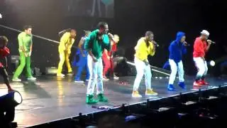 Everybody in love JLS Outta this World Tour 21/12/10 Birmingham (HD)