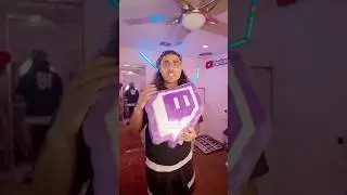Everything I got at my first twitch event 📦👀