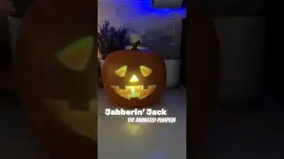 🎀 awesome Halloween decoration&hellip; Jabberin Jack the animated pumpkin!! 🎃 #halloweendecorideas