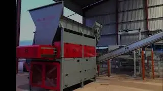 BAF1000-A Fully automatic Form, Fill and Seal Compost/Bark/Soil packing with push type palletising.